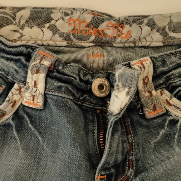 Jeans - Picture 2 of 3